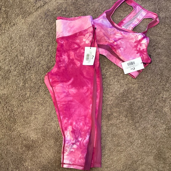 ZYIA Other - Zyia sports bra and capri leggings brand new with tags